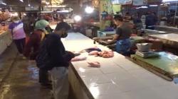 Pasokan dari Nelayan Minim, Stok Ikan Laut di Kota Bandung Kosong  