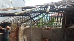  Rumah Ambruk di Indramayu, Pemilik Minta Bantuan ke Baznas Belum Direspons<
