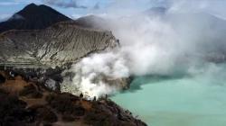 Gunung Ijen Waspada, PVMBG Larang Aktivitas 1,5 Km dari Puncak Kawah