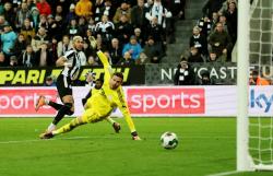 Hasil Piala Liga Inggris: Joelinton On Fire! Newcastle ke Semifinal usai Hajar Leicester City