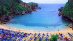 Berlibur ke Pantai Gesing: Daya Tarik, Fasilitas, Lokasi, Hingga Harga Tiket Masuk