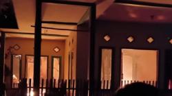 Kebakaran Hebat di Garut, Lansia Tewas saat Selamatkan Barang Berharga<