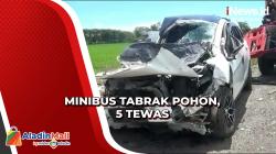Sopir Diduga Mabuk, Minibus Tabrak Pohon dan Truk Parkir di Ngawi
