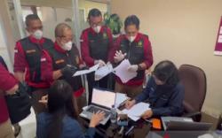 Kejati Sumsel Sita 20 Dokumen Penting dari Kantor PTBA di Muara Enim<