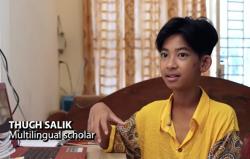 Kuasai 16 Bahasa, Pedagang Asongan Ini Bisa Lunasi Utang Keluarga hingga Raih Beasiswa  