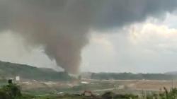 Indonesia Diprediksi Masuk Pancaroba Maret-Mei 2023, Waspada Hujan Es dan Puting Beliung<