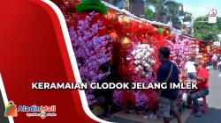 Jelang Imlek, Begini Suasana Pecinan Glodok yang Ramai Didatangi Warga