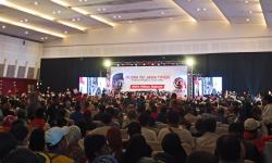 Emak-emak Surabaya Usulkan Airlangga dan Ganjar Pranowo Jadi Pengganti Jokowi<