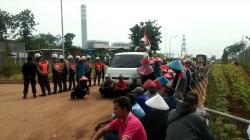 Ratusan Warga Demo di Pintu Masuk PLTU Batang, Ini Tuntutannya