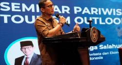 Sandiaga Uno Usul Harpitnas Jadi Hari Libur Nasional: Efektif Gerakkan Wisnus!<