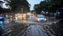 Gedebage Kawasan Langganan Banjir saat Hujan Lebat Guyur Kota Bandung