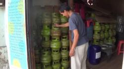 Warga Bandung Keluhkan Aturan Pembatasan Pembelian Gas Elpiji 3 Kg dengan KTP<