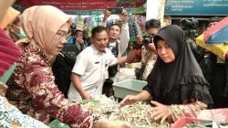 Tindak Lanjuti Temuan BPOM, Pemprov Jateng Turun ke Pasar Bitingan Kudus 