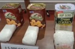 Diupah Rp30 Juta, 2 Perempuan di Nunukan Nekat Selundupkan 5 Kg Sabu dalam Kaleng