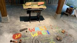 Seniman Taiwan Lahirkan Karya Rumah Wagi-Wagi di Kaputren Jatitujuh Majalengka 