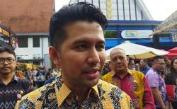 Pulang Umrah, Wagub Jatim Emil Dardak Positif Covid-19<