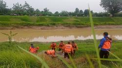 Warga Jatitujuh Majalengka Hilang Tenggelam, Sempat Lambaikan Tangan Minta Tolong    <