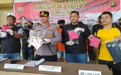 Jadi Kurir Sabu Diupah Rp2 Juta, Pria Muba Ditangkap saat Istirahat di Rumah Makan 