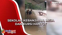 Pinrang Dilanda Banjir, Siswa Selamatkan Meja dan Kursi yang Hanyut