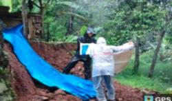 Jemput Anak Mengaji, IRT di Kuningan Tewas Tertimpa Tembok Kena Longsor<