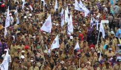 Puluhan Ribu Perangkat Desa Tuntut Perpanjang Jabatan hingga Usia 60 Tahun