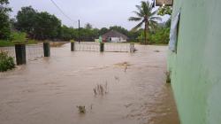  SDN Gunungsentul Sukabumi Terendam Banjir, Puluhan Siswa Terpaksa Dipulangkan<
