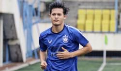 PSIS Semarang Resmi Perpanjang Kontrak Alfeandra Dewangga selama 2 Musim