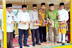 Wakil Bupati Pelalawan Resmikan Balai Silat di Kecamatan Bandar Petalangan