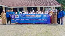 Mahasiswa BSI Dampingi Guru Mengajar dan Gali Potensi Desa di Cikampek Karawang<