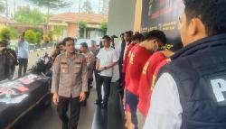 7 Suporter Persita Lempar Batu ke Bus Persis Dilarang Nonton Pertandingan Seumur Hidup