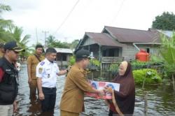 Diguyur Hujan Deras, Sejumlah Desa di Sambas Terendam Banjir hingga 60 Cm