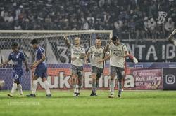 Hasil Liga 1 2022/2023: Persib Gilas PSIS Semarang, Maung Bandung ke Puncak Klasemen<