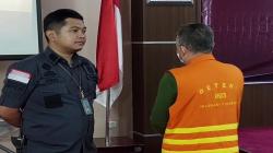 Asyik Nyabu, WNA asal Malaysia Ditangkap Petugas Imigrasi di Cirebon<