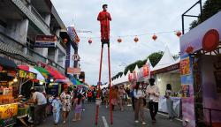 Kemeriahan Festival Cap Go Meh 2023 di Pontianak, Ada Bakar Naga