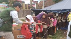MNC Peduli Perhatikan Pendidikan Anak Korban Gempa Cianjur, Salurkan Perlengkapan Sekolah<