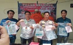 Polisi Tangkap Pencuri Motor dan Pembuat STNK Palsu di Palembang <
