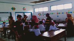 Sukabumi Terdampak Gempa Pandeglang, Plafon Kelas Ambruk Timpa Murid<