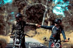 Bidik Penggemar Motor Retro, Asca Bikin Helm Model Bomber