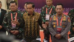 Didampingi Panglima TNI dan Kapolri, Presiden Jokowi Hadiri Rapim TNI-Polri