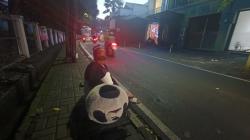 Kisah Mantan Sopir Metromini Jadi Pengemis Badut, Terpaksa Beli Kostum Rp500.000