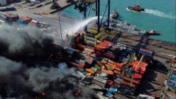 Api yang Bakar Peti Kemas di Turki Berhasil Dikuasai, Operasional Pelabuhan Masih Ditutup