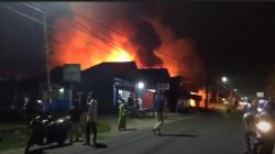 Kebakaran Hari Ini di Padang, 9 Petak Rumah Kontrakan dan 1 Toko Ludes