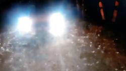 Belasan Pemotor Berjatuhan akibat Serangan Serangga di Jembatan Banyumas-Kalibagor