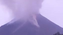 Guguran Lava Pijar Gunung Karangetang Masih Terjadi, Warga Diimbau Tidak Mendekat