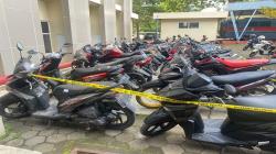 Polisi Gerebek Ruko Berisi Puluhan Motor Bodong, 3 Orang Ditangkap