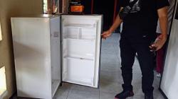 Residivis Nekat Pikul Kulkas Curian, Tertangkap usai Barang Bukti Ditemukan di Rumah Warga  