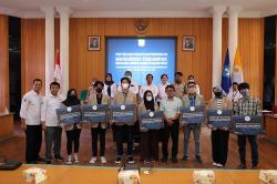 UGM Salurkan Bantuan Biaya Pendidikan bagi Mahasiswa Korban Gempa Cianjur<