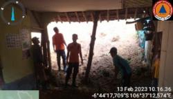 Tebing 6 Meter di Bogor Longsor, 1 Keluarga Mengungsi<