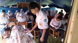 Dapat Tenda Kelas Darurat, Pelajar SMPN 3 Cianjur: Terima Kasih MNC Peduli<