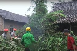 Diterjang Angin Kencang, 20 Rumah Warga di Juwiring Klaten Rusak  